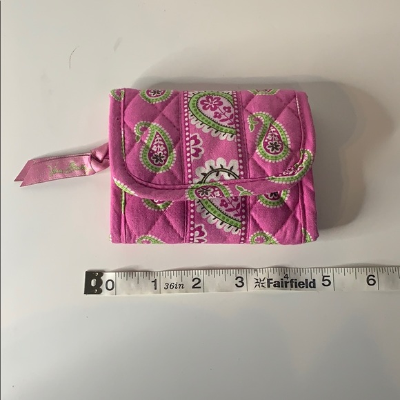 Vera Bradley NWOT pink wallet - Picture 5 of 5